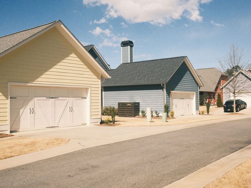Asphalt paving and sealcoating job near Mount Vernon, IA